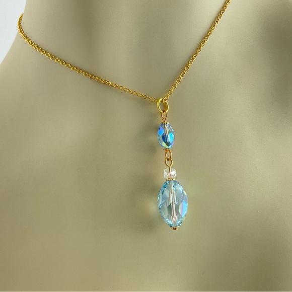 Aurora Borealis Crystals Pendant Necklace, Handmade, Aqua Blue, Vintage Crystals - Picture 4 of 8